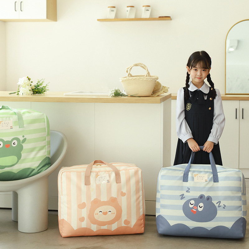 Cartoon children's hand-held cotton quilt bag, kindergarten cotton quilt storage bag, large-capacity student clothing storage and organization bag details Picture