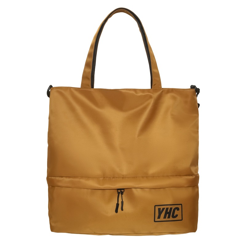 Waterproof bags for both men and women, lightweight travel bags with a sense of design, niche bags, single-shoulder tote bags, and crossbody commuting schoolbags are in vogue Item Picture