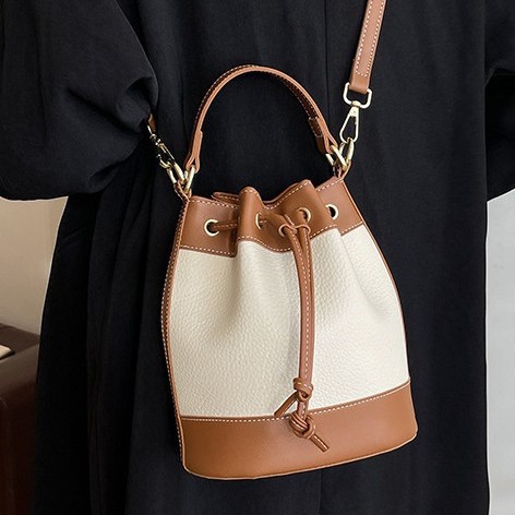 Cross-border bucket Bag 2024 New style high-end fashionable drawstrap handbag, retro color contrast texture single-shoulder crossbody bag full figure