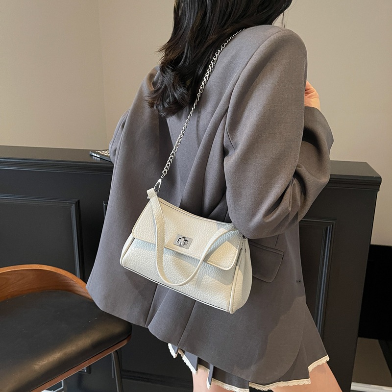 High-end commuting large-capacity underarm bag for women 2025 new style fashionable single-shoulder bag with high appearance level hand-held crossbody bag Specification drawing