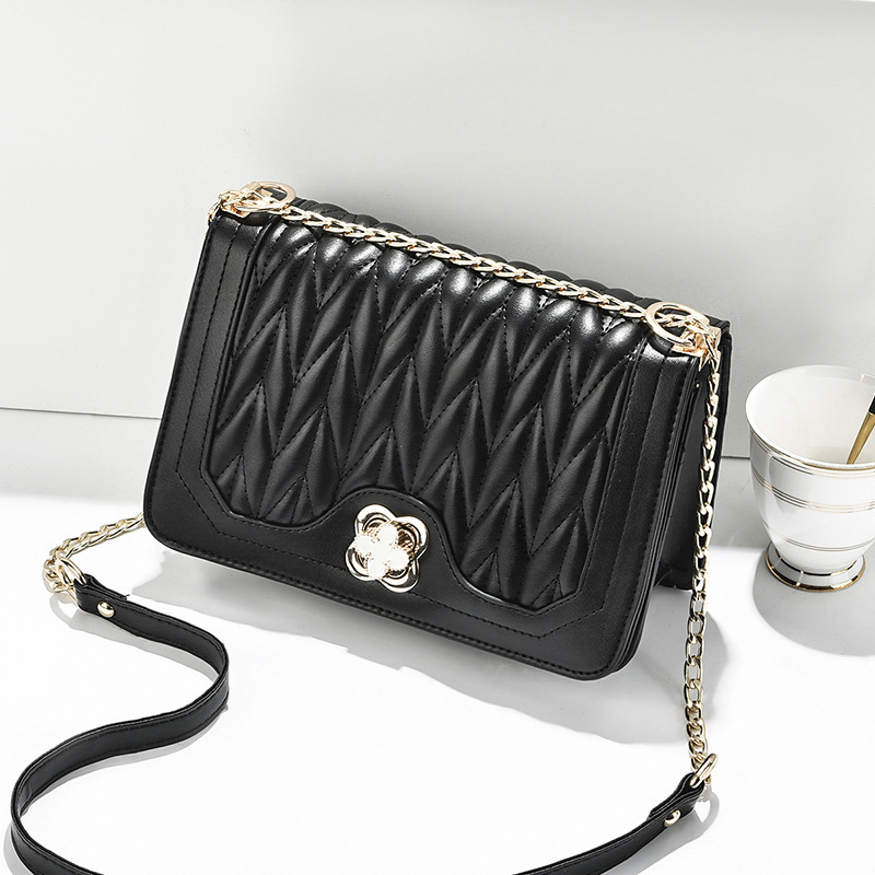 Women's bag 2022 New trendy ins Korean style versatile small bag, ladies' stylish single-shoulder crossbody bag, diamond-shaped small square bag full figure