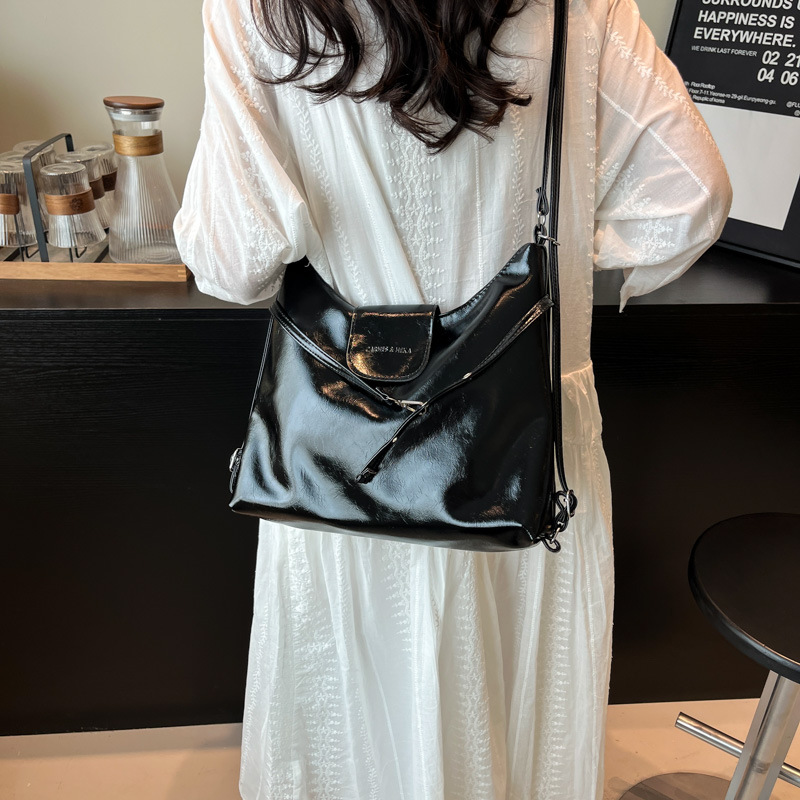 Retro underarm bag for women, 2025 Summer new style, laid-back and fashionable Korean tote bag, large-capacity spliced single-shoulder bag Specification drawing