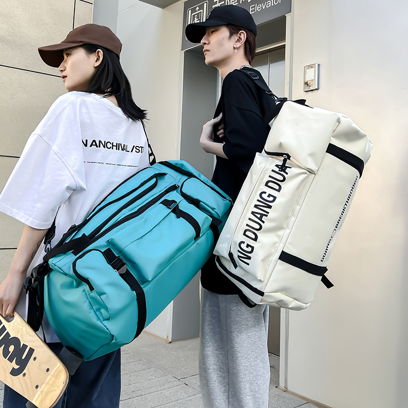 【 Customized 】 Ski backpack, multi-functional large-capacity outdoor sports climbing board bag, dry and wet separation travel bag Application Scenario