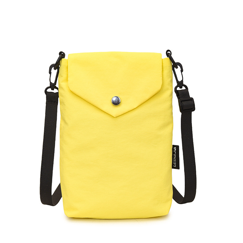 2025 Solid-color fashionable phone bag, lightweight and versatile coin purse, casual key bag for going out, macaron-colored crossbody bag Item Picture