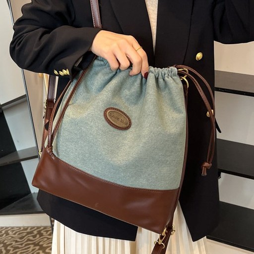 Casual commuting large-capacity bag 2024 new model women's backpack, multi-purpose single-shoulder crossbody bag, drawstring bucket bag Item Picture