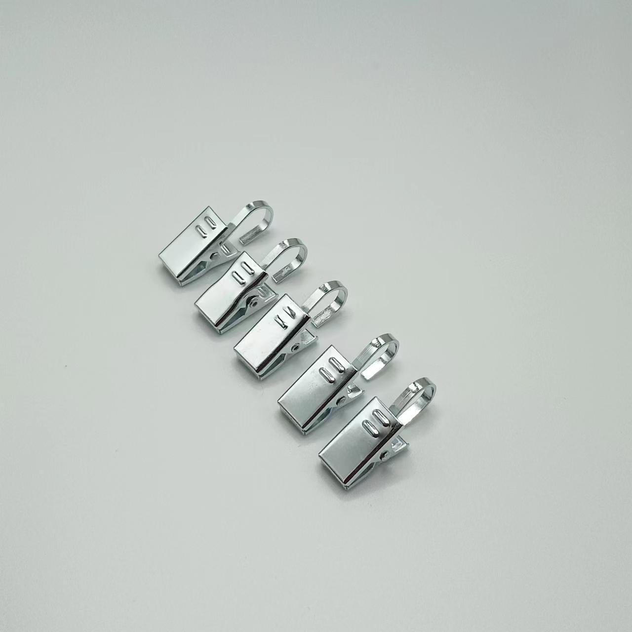 Curtain clip buckle ring 430 stainless steel clip hook accessory, strong bath curtain clip, load-bearing thickened old-fashioned curtain Application Scenario