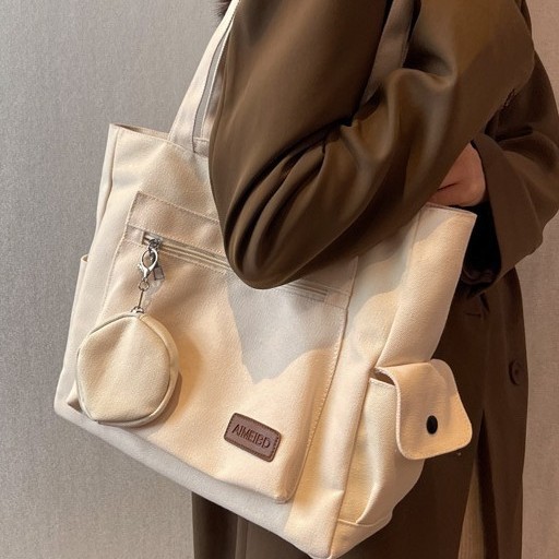 A large-capacity canvas bag for women, a new Spring/Summer 2025 Japanese-style casual Instagram commuting tote bag for college students Specification drawing