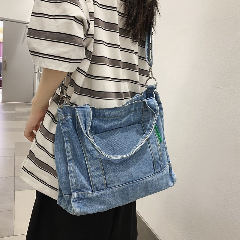 Washed denim canvas bag for women, new large-capacity crossbody bag, fashionable single-shoulder bag, Japanese-style casual handbag for women full figure