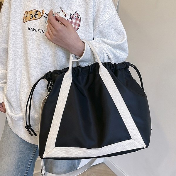 Workwear casual daily commuting color-block pocket handbag, new yoga and fitness bag for Spring/Summer 2025 details Picture