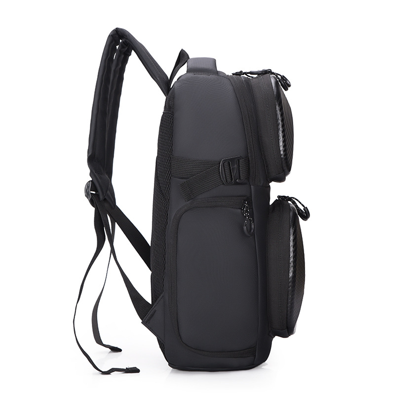 A new fashionable and casual hard-shell motorcycle backpack for men, a multi-functional water-resistant cycling motorcycle rider backpack Specification drawing