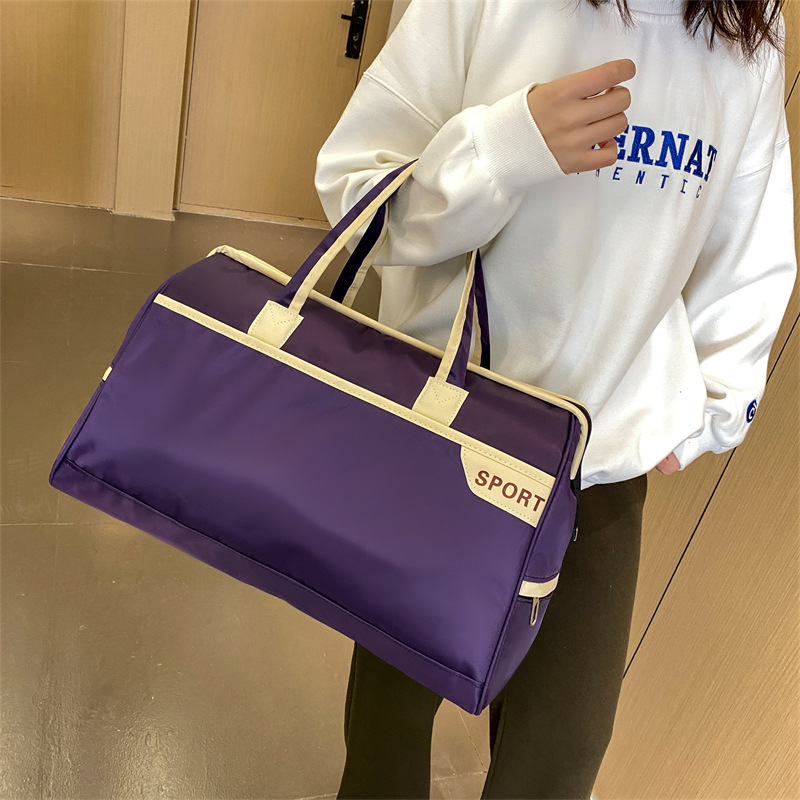 The 2024 new style of fashionable travel bag is a simple and stylish short-distance travel sports and fitness bag with large storage capacity Specification drawing