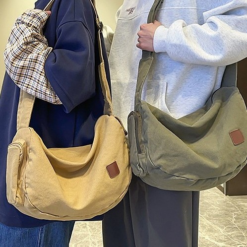 Canvas crossbody bag for women 2025 new style, casual retro single-shoulder bag, Japanese-style large-capacity messenger bag, men's backpack full figure