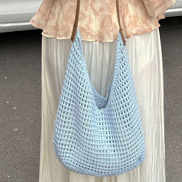 2025 New style knitted bags, woven bags, shoulder bags, Thai casual women's bags, seaside vacation style Bohemian bags full figure