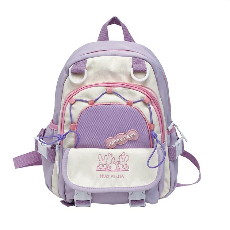A new Korean version of a niche color-blocking cute backpack for women, a large-capacity casual backpack for students, and a lightweight travel backpack Application Scenario