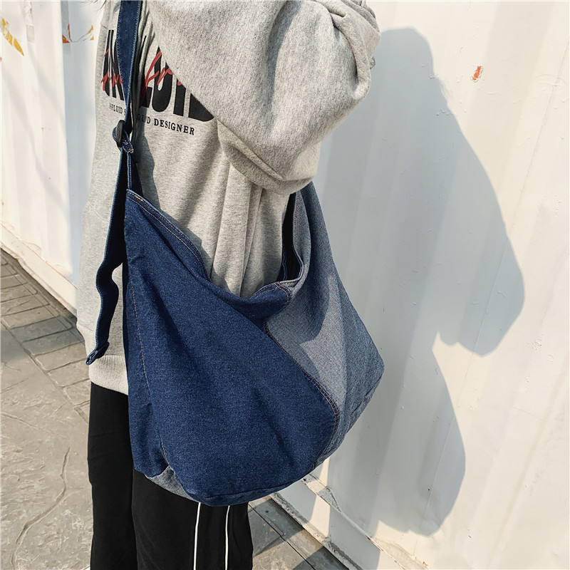 Color-blocked denim bag, single-shoulder bag, large-capacity, artistic and individualistic fabric bag, fashionable and trendy new crossbody bag for men and women full figure