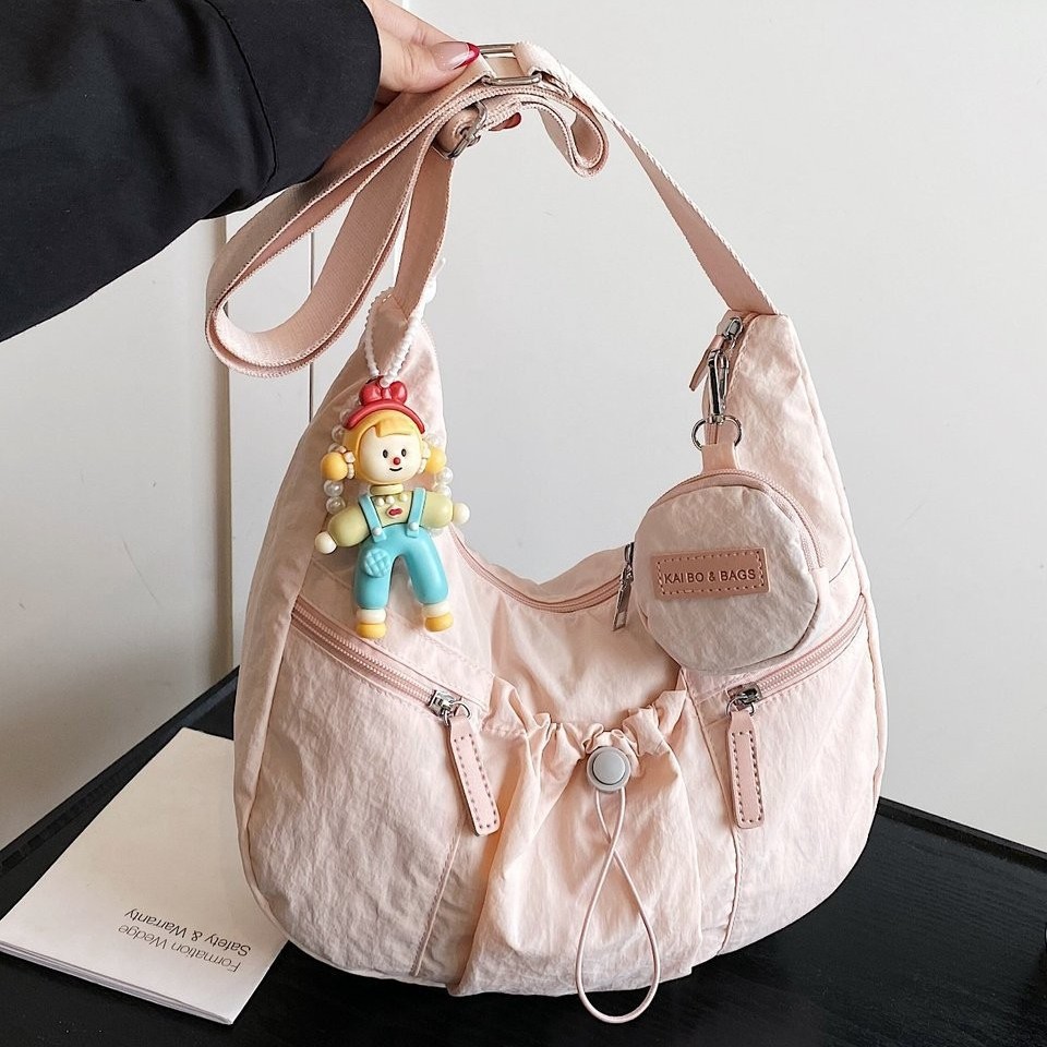 Spring/Summer 2025 ultra-light pleated crossbody bag, student cloth bag, single-shoulder bag, drawstring bag, pleated bag with multiple pockets full figure
