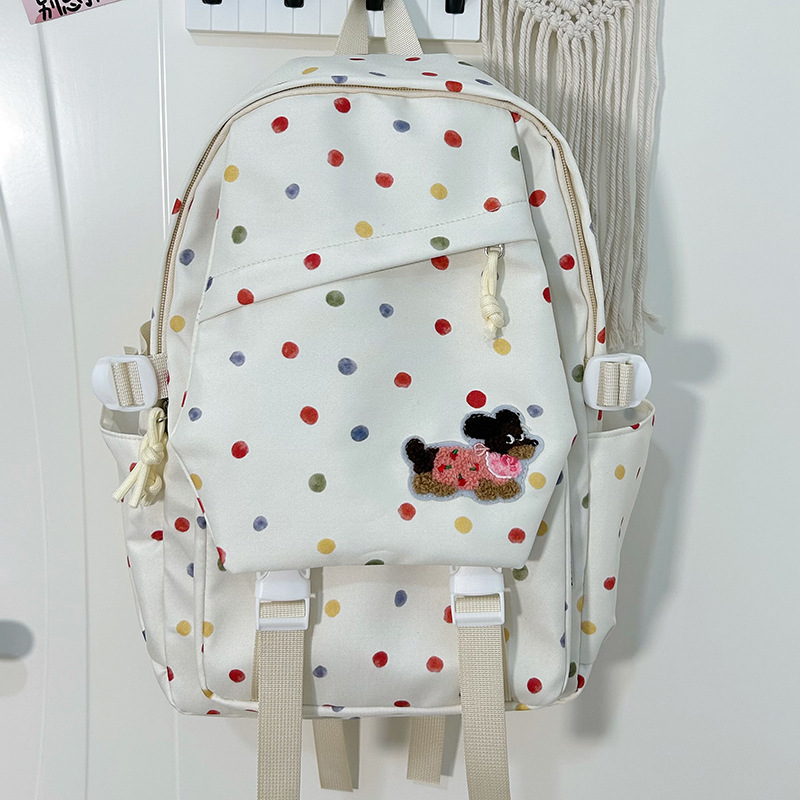 High capacity, high appearance level, niche Instagram backpack for junior high school girls, lightweight backpacks for female middle school students and high school students Application Scenario