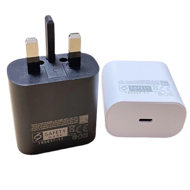 The 25w British-spec ultra-fast PD charger is compatible with Samsung note10/N20/A53 chargers full figure