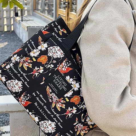 Cartoon durable bag cover handbag, Korean-style bento bag, fashionable handbag, tote bag, casual printed single-shoulder bag Specification drawing
