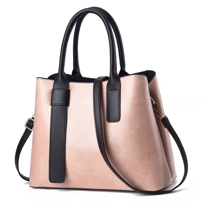 Wholesale of 2024 new European and American retro hand-held shoulder crossbody bags for middle-aged women in a fashionable and trendy style Application Scenario