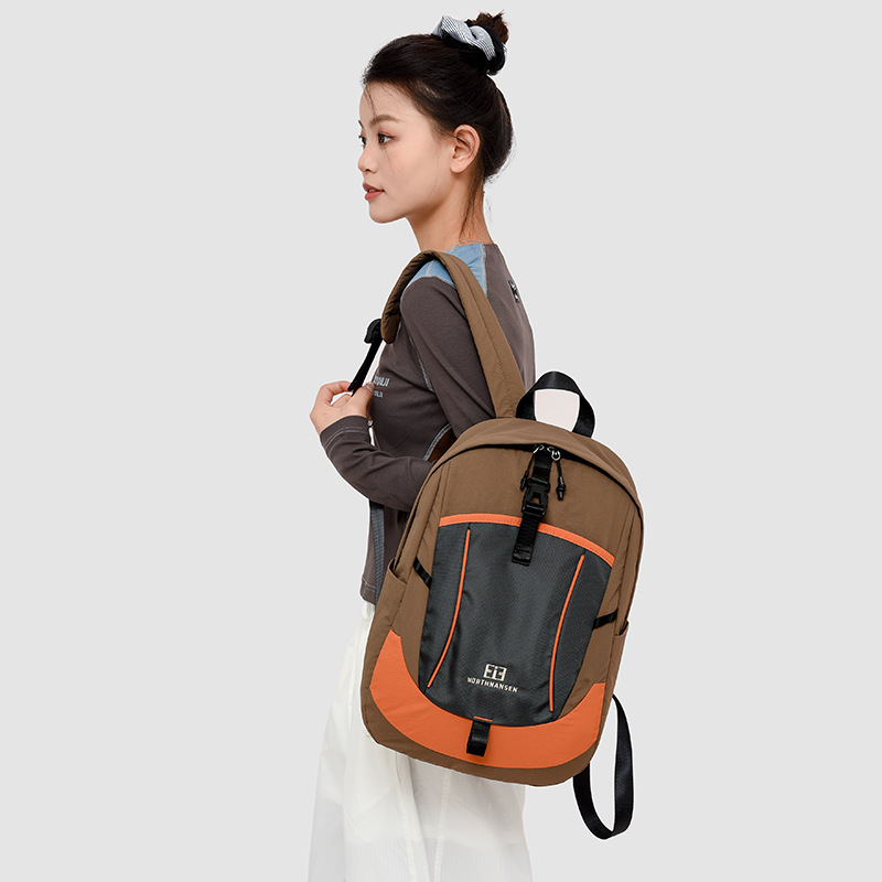 New lightweight backpack for women's commuting, large-capacity color-blocking computer bag, casual and versatile travel bag, and college student schoolbag details Picture