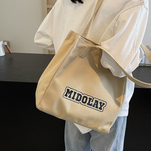Canvas bag, college student handbag, versatile, large capacity, casual and simple, single-shoulder crossbody bag, commuting bag Application Scenario