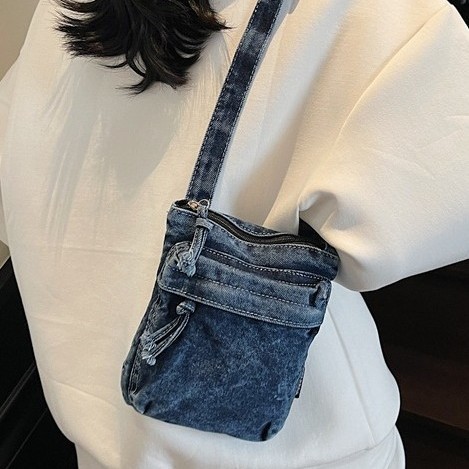 ins retro denim crossbody bag for men, Korean-style casual washable single-shoulder bag, light and casual solid-color phone bag for women Specification drawing