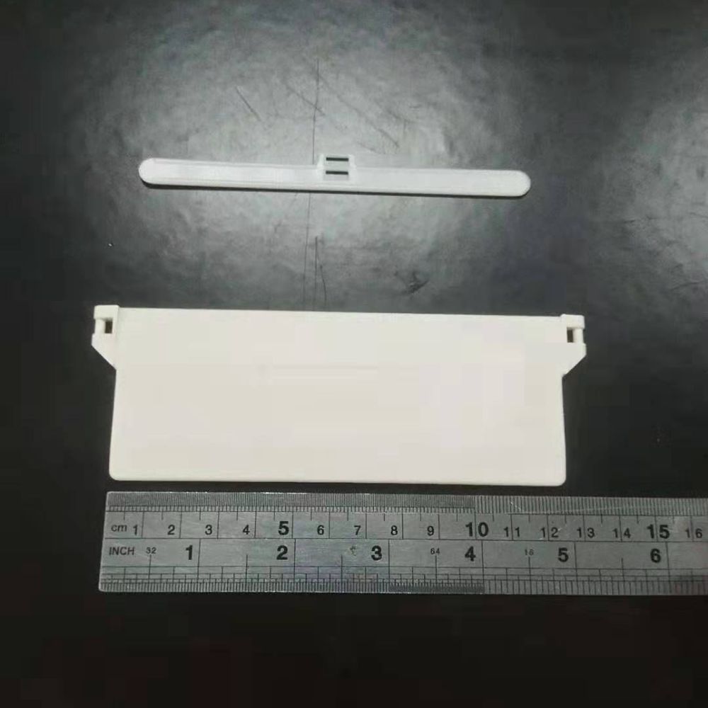 Cross-border supply of 127MM base plate, 127MM rubber plate vertical Venetian blind accessories for foreign trade Application Scenario