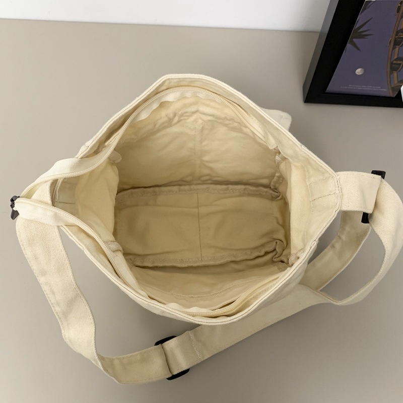 Fashionable washed canvas bag 2024 new style, elegant single-shoulder bag, Japanese simple solid color crossbody bag, workwear style backpack Application Scenario