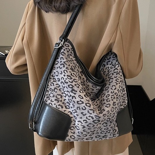Tote bag, double leopard print single-shoulder bag, fashionable single-shoulder niche Instagram large bag, versatile, casual and stylish backpack full figure