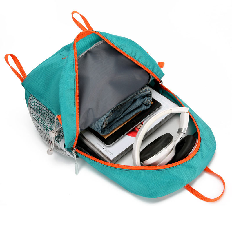 Ultra-light and large-capacity outdoor hiking sports backpack, travel lightweight backpack, mountain climbing bag, foldable storage bag Application Scenario