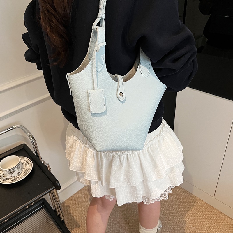 2025 New style lychee-patterned vegetable basket large-capacity bucket bag for women, fashionable, trendy, casual and versatile single-shoulder crossbody bag Specification drawing