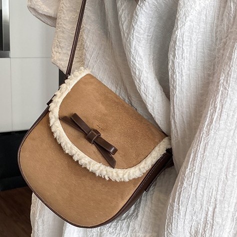 Color-blocking fashionable bow crossbody bag 2025 new matte texture plush backpack, a niche design handbag Specification drawing