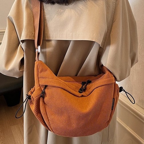 Dumpling Bag Women's crossbody bag with large capacity, 2024 New corduroy Japanese casual and versatile single-shoulder bag details Picture