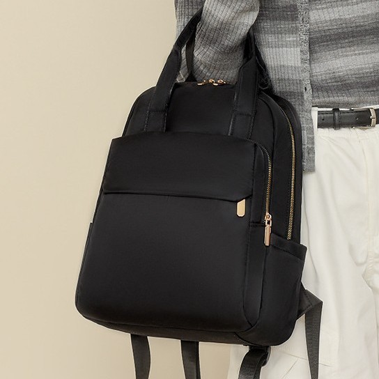 Backpack, women's backpack, campus commuting, high-end feel, large capacity, lightweight travel, computer bag, multi-functional anti-theft schoolbag Application Scenario