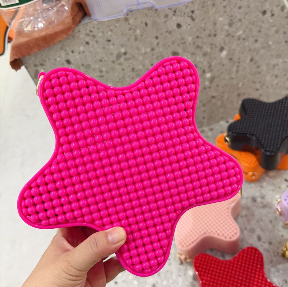 2025 New Star Bag, cute children's bag, cartoon pearl bag, fashionable chain bag, and Girls' hollowed-out single-shoulder bag Specification drawing
