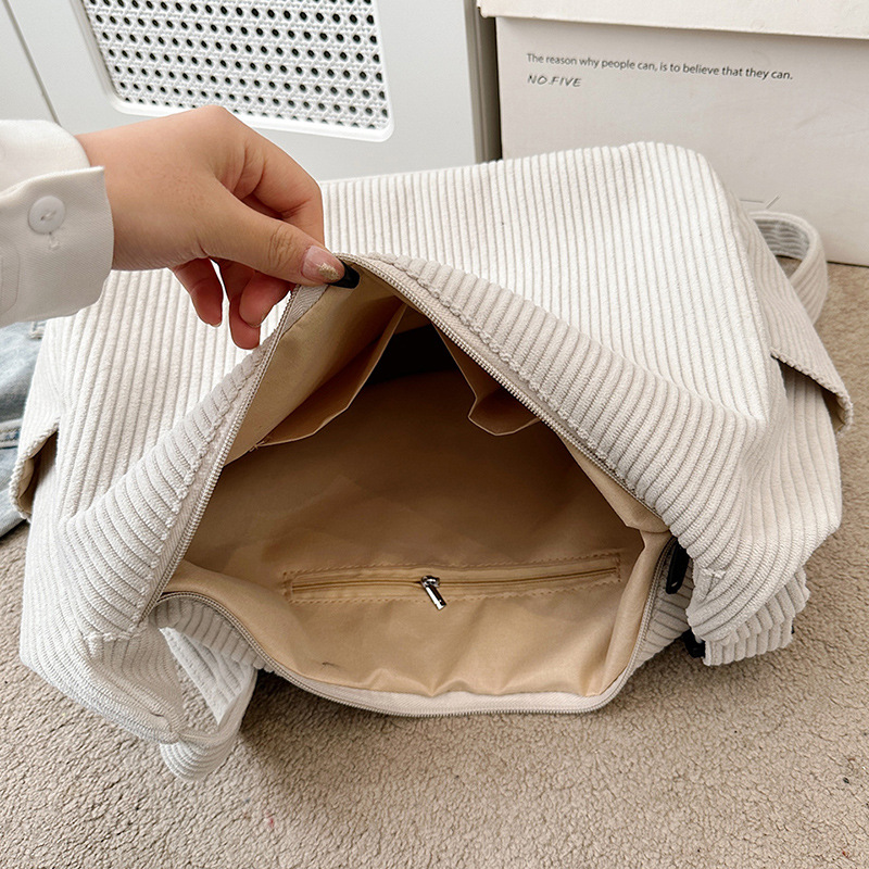 Large-capacity corduroy tote bag for women, new autumn and winter solid color versatile casual crossbody bag, commuting single-shoulder bag, fabric bag Specification drawing