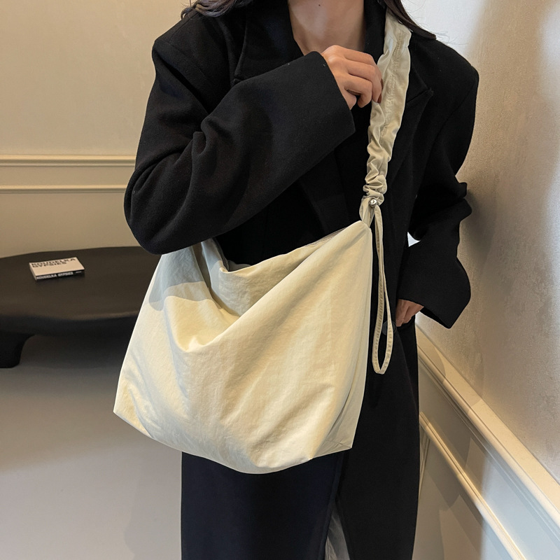 Retro workwear nylon Korean-style large-capacity casual single-shoulder crossbody bag with a laid-back style, unisex bag Specification drawing