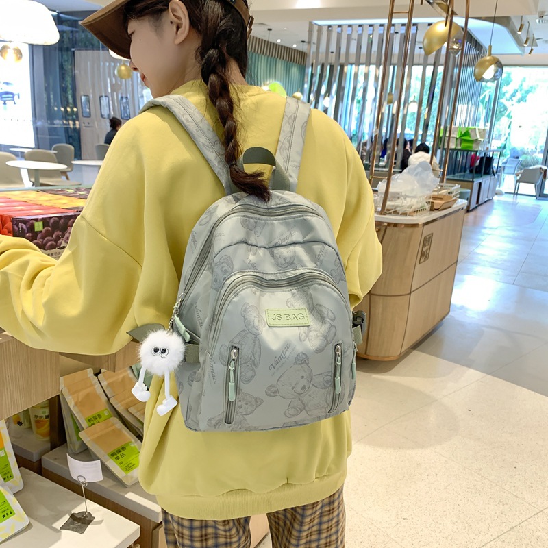 New Japanese-style casual backpacks are light, cute and small schoolbags for girls, junior high school students, senior high school students and college students details Picture