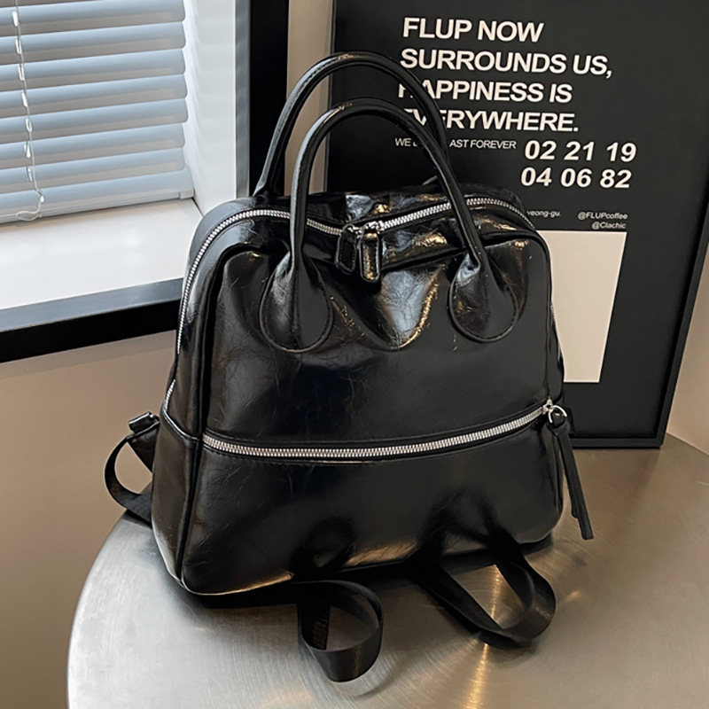 Korean-style fashionable backpack for women, 2024 new large-capacity, high-end travel backpack for college students commuting to class full figure