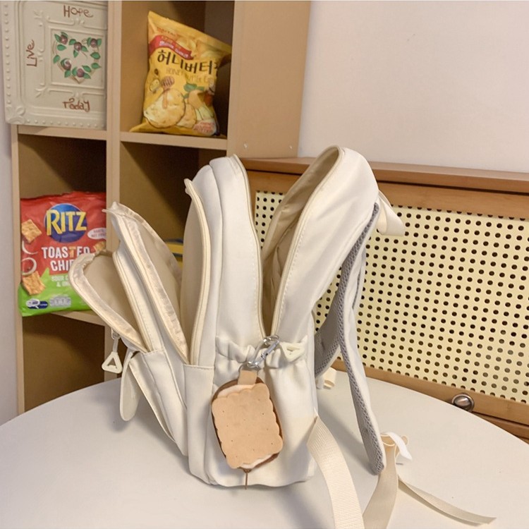 Japanese-style ins simple and versatile schoolbag for junior high school students, multi-compartment mini backpack for girls and high school students, and travel backpack Application Scenario
