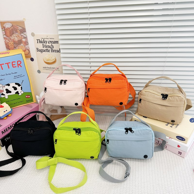 The new cross-border multi-functional single-shoulder crossbody bag and sporty nylon waist bag are lightweight and casual Specification drawing
