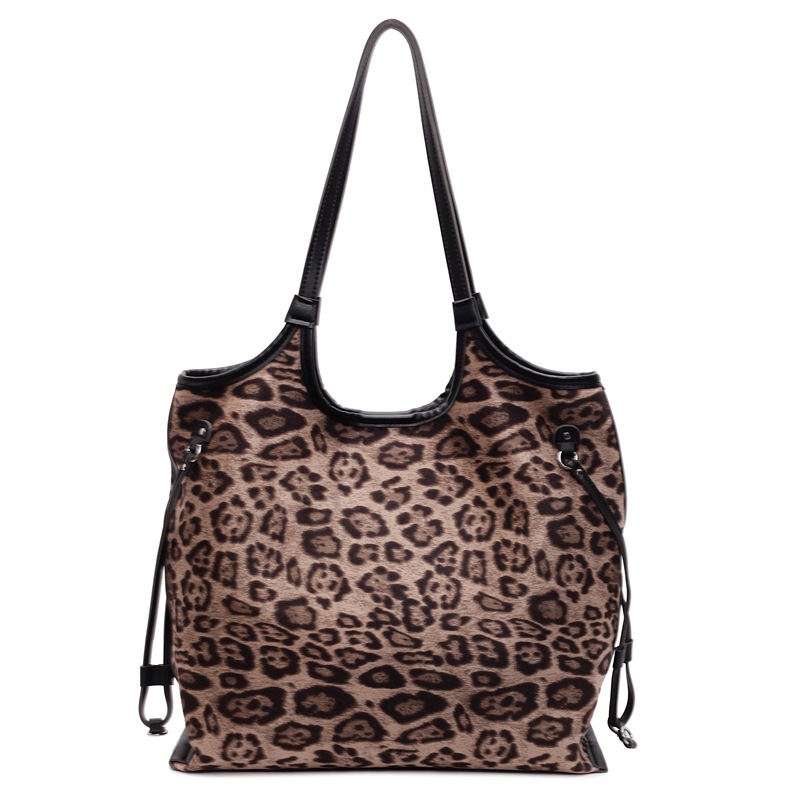 The 2024 new autumn and winter retro and unique leopard print crossbody bag is a versatile single-shoulder tote bag for commuting Item Picture