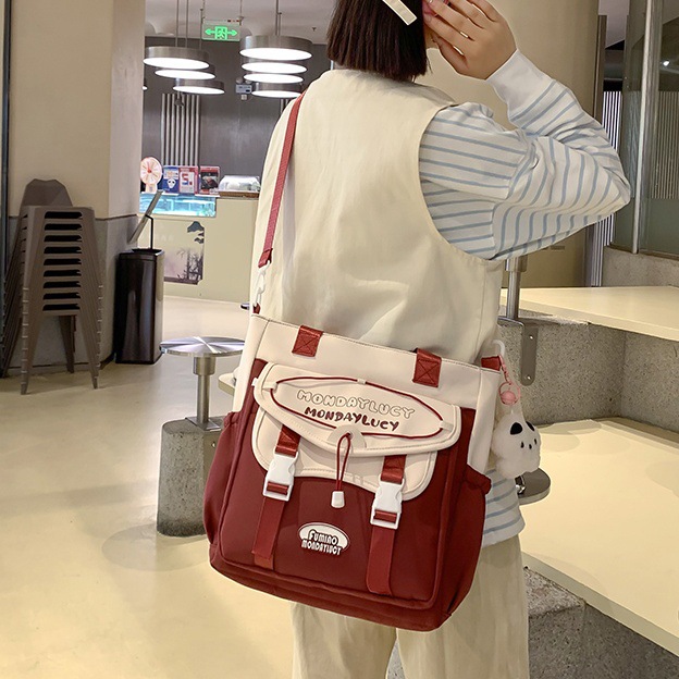 Japanese college Tote single-shoulder crossbody bag, female student class casual bag, large-capacity hand-held tutorial bag, commuting bag full figure
