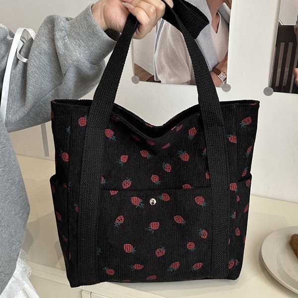 Laid-back style large-capacity corduroy strawberry bag, women's Instagram Korean version Harajuku single-shoulder bag, student tote bag for class Application Scenario