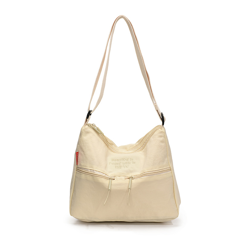 A new cross-border Japanese-style casual nylon fabric crossbody bag, a simple and lightweight single-shoulder bag for women, and a versatile tote bag for commuting Item Picture