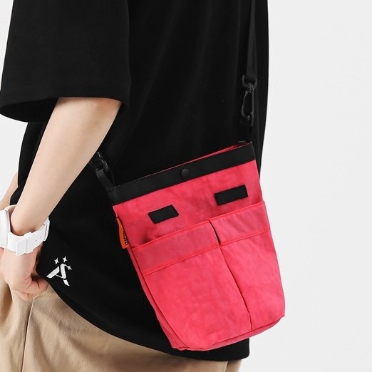 Simple fabric small bag for women, 2025 new style Japanese and Korean trendy nylon vertical phone bag, casual and versatile crossbody bag Specification drawing