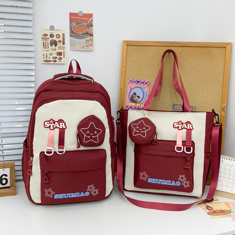 Cute star girl schoolbag, fresh and sweet girl, high school student on both shoulders, junior high school student bag, large-capacity travel backpack Application Scenario