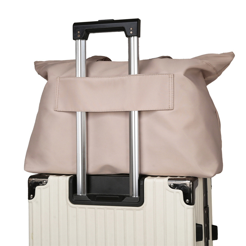 Foldable sports and fitness bag, large-capacity hanging handle travel storage bag, laid-back style lightweight yoga travel bag details Picture