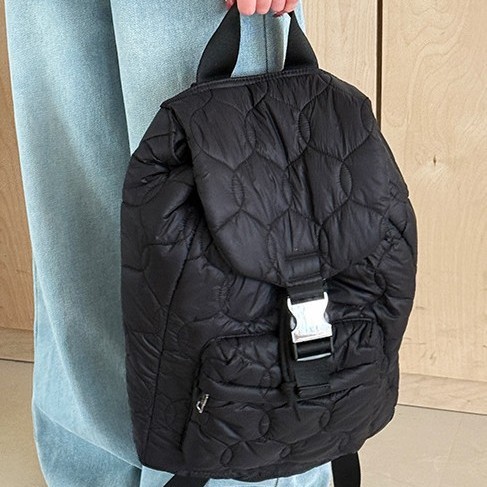 The new cotton-padded jacket bag for autumn and winter is a trendy embroidered thread, fashionable and versatile. It's a unisex backpack with a large capacity and a cool schoolbag details Picture
